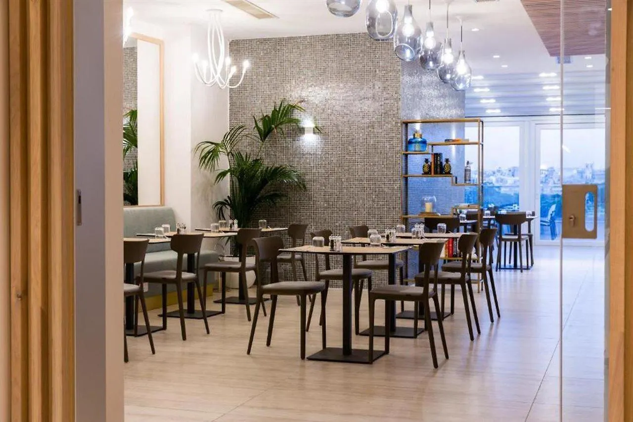 115 The Strand Hotel And Suites Gzira