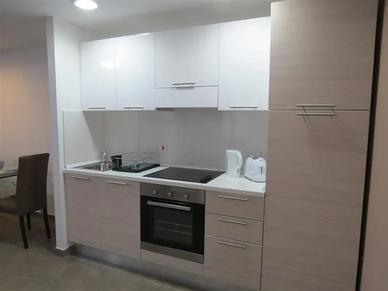 115 The Strand Hotel And Suites Gzira 0*,